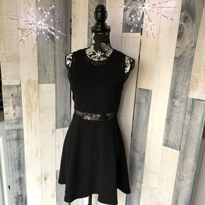BCBGeneration | Black Party Dress w/ Lace